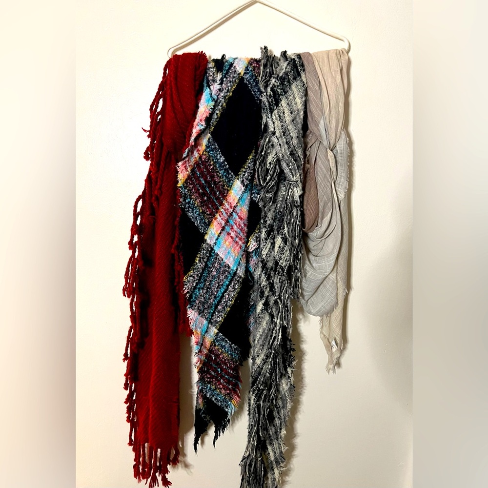 4 Scarves